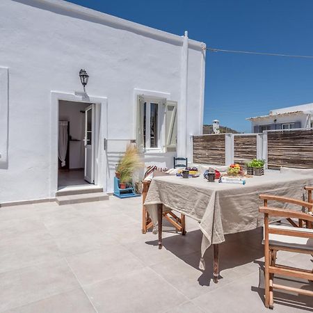 Plakes Sea View Apartment Plaka (Milos) Exterior photo